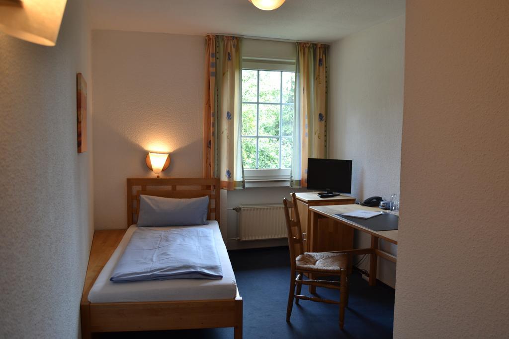 Hotel-Restaurant Beckmannshof Bochum Room photo